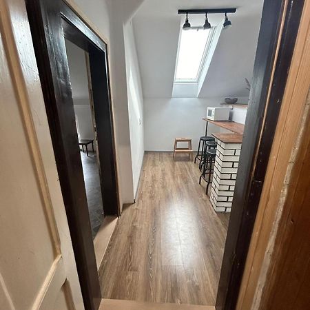 Private Apartament With Shared Bathroom Belgrad Exterior foto