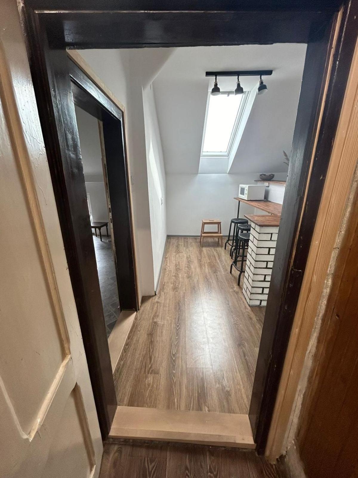 Private Apartament With Shared Bathroom Belgrad Exterior foto